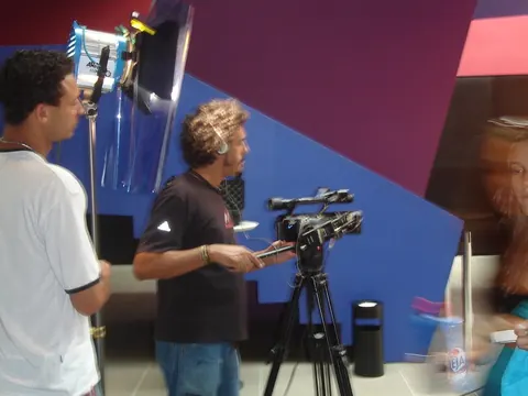Meia-Noite e Uns production.