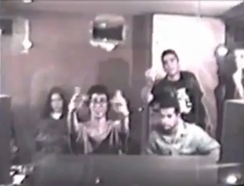 Estúdio Anonimato · 1994 — original video frame capture 10, preserved in low quality.