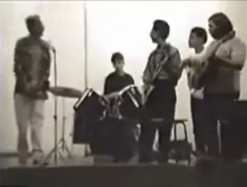 Coitado do Próximo’s first show · Jul. 5, 1992 — original frame capture 5.