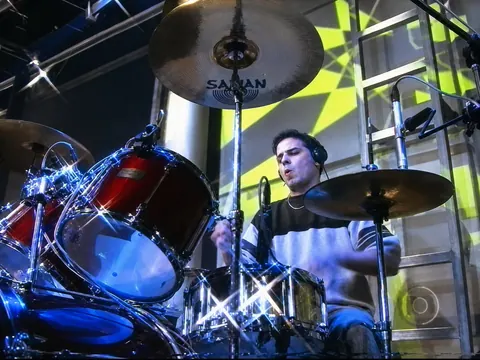 Coitado do Próximo on Programa do Jô, Rede Globo, 27 Jun. 2001 — photo 6.