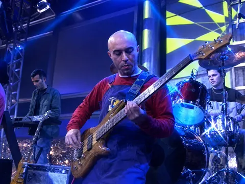 Coitado do Próximo on Programa do Jô, Rede Globo, 27 Jun. 2001 — photo 13.